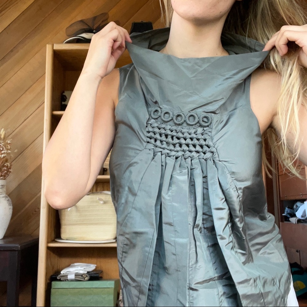 Grey statement top - Picture 3 of 7